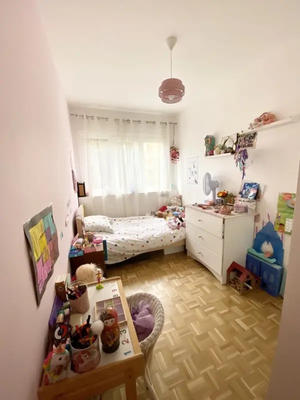 Appartement - 90 m² - 4 pièces