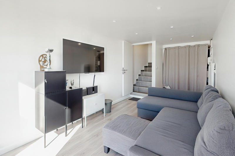 Maison - 210 m² - 5 pièces