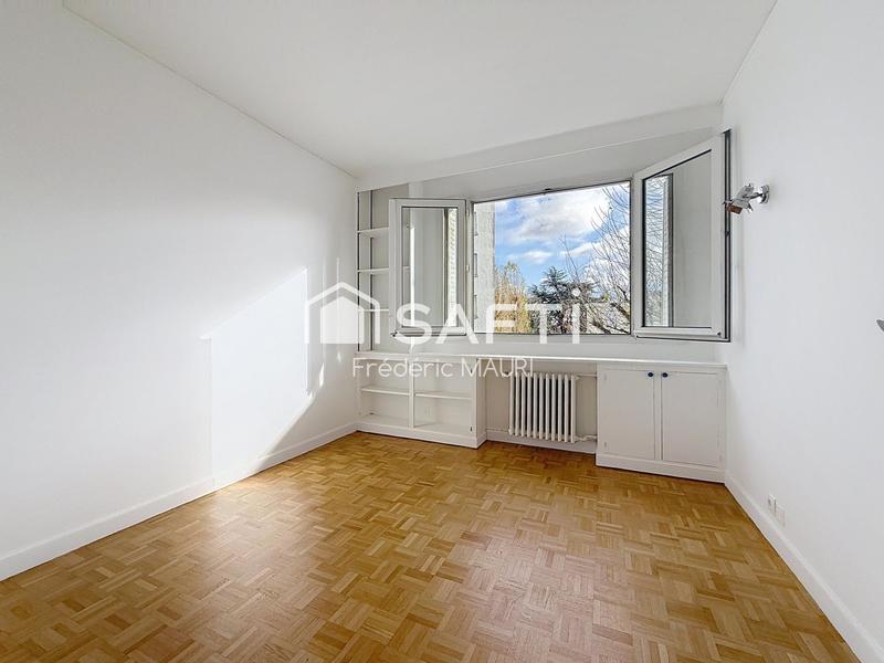 Appartement - 85 m² - 4 pièces