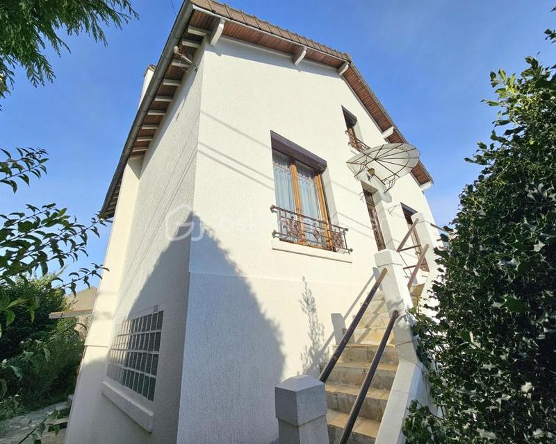 Pavillon - 100 m² - 5 pièces