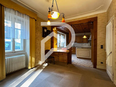 Maison - 285 m² - 13 pièces