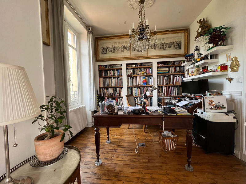 Maison - 185 m² - 10 pièces