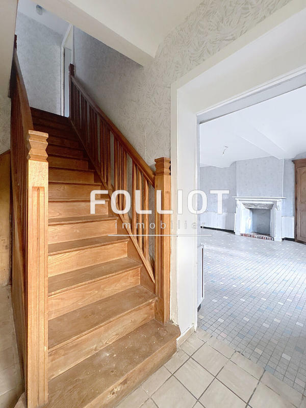 Maison - 141 m² - 6 pièces