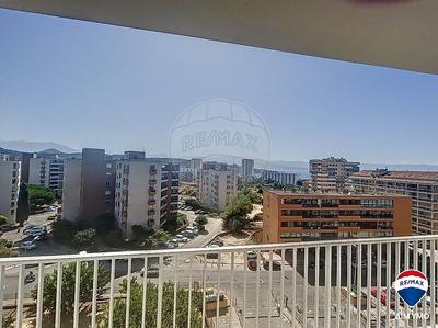 Appartement - 100 m² - 4 pièces