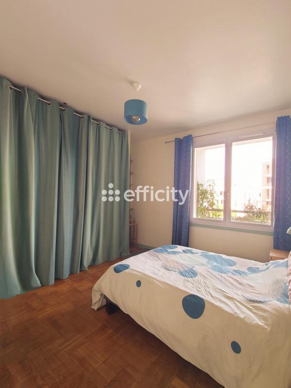 Appartement - 81 m² - 4 pièces