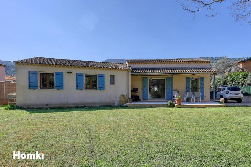 Maison - 138 m² - 5 pièces