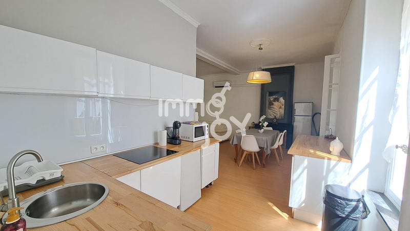 Appartement - 93 m² - 4 pièces