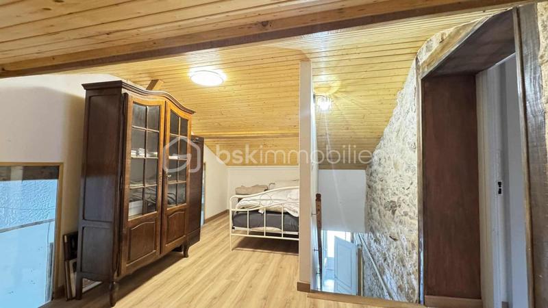 Maison en pierre - 155 m² - 5 pièces