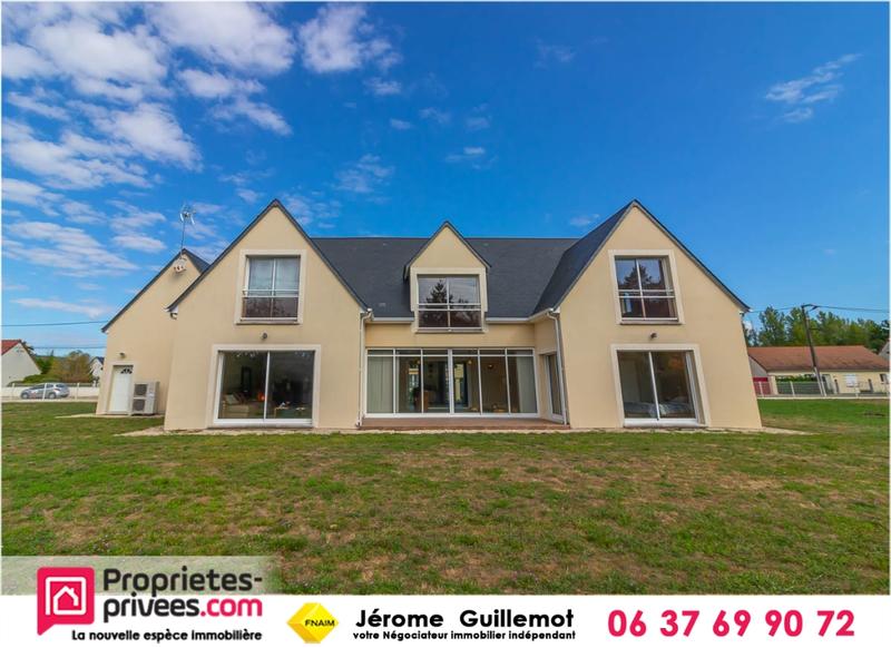 Maison - 295 m² - 9 pièces