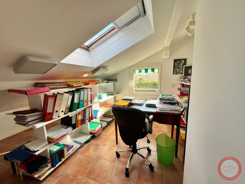 Maison ancienne - 190 m² - 7 pièces