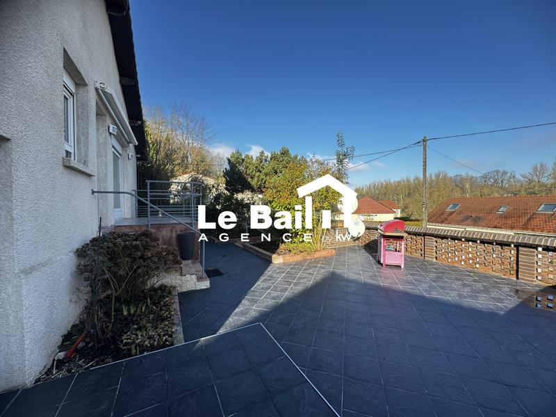 Maison - 105 m² - 5 pièces