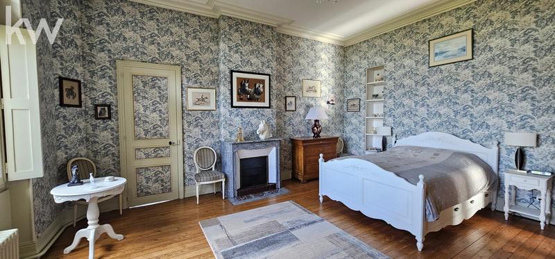 Maison de domaine équestre - 650 m² - 10 pièces