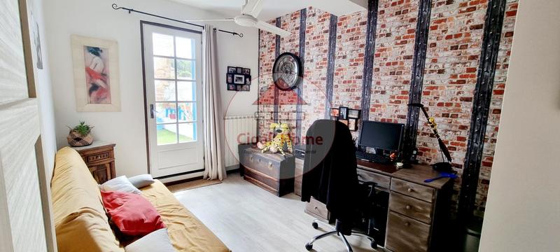 Maison ancienne - 305 m² - 9 pièces