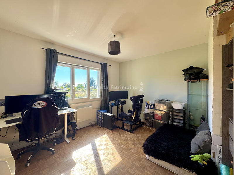 Maison - 110 m² - 4 pièces