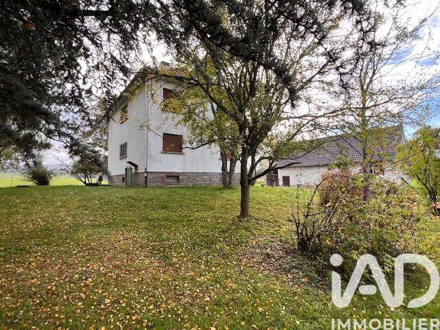 Maison - 140 m² - 7 pièces