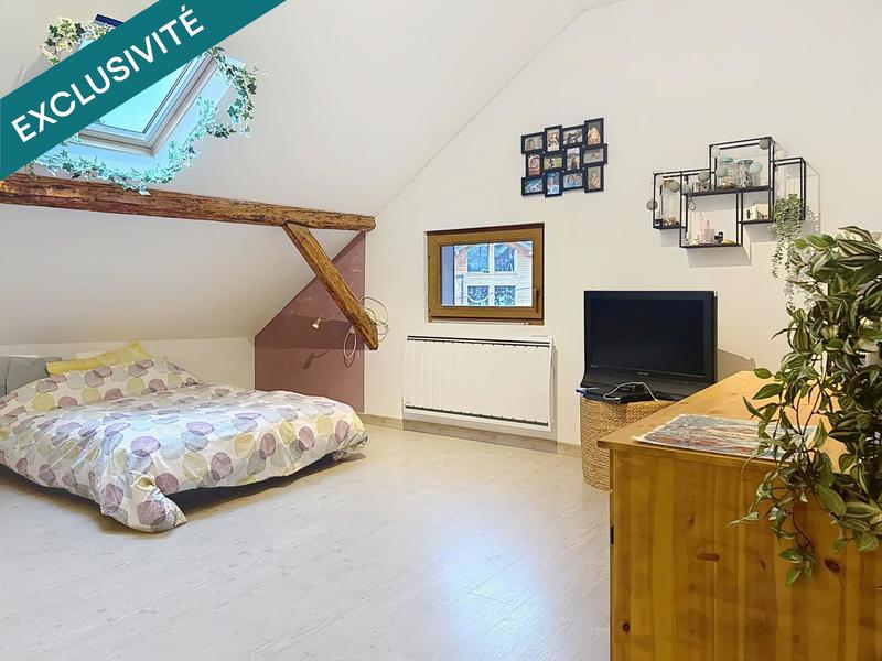 Maison - 202 m² - 7 pièces