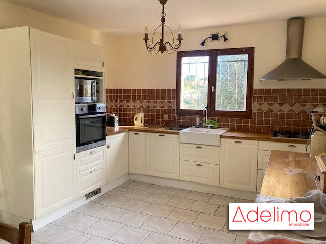 Maison - 190 m² - 8 pièces