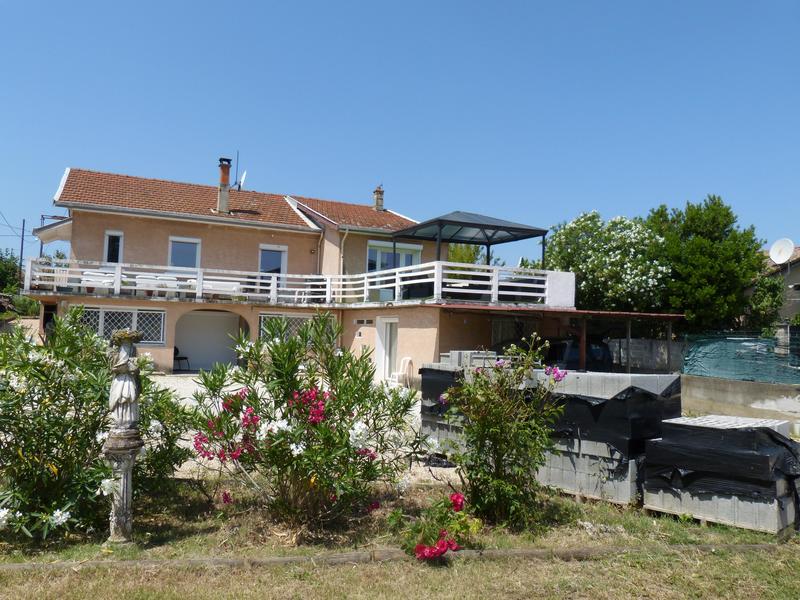 Maison - 150 m² - 7 pièces