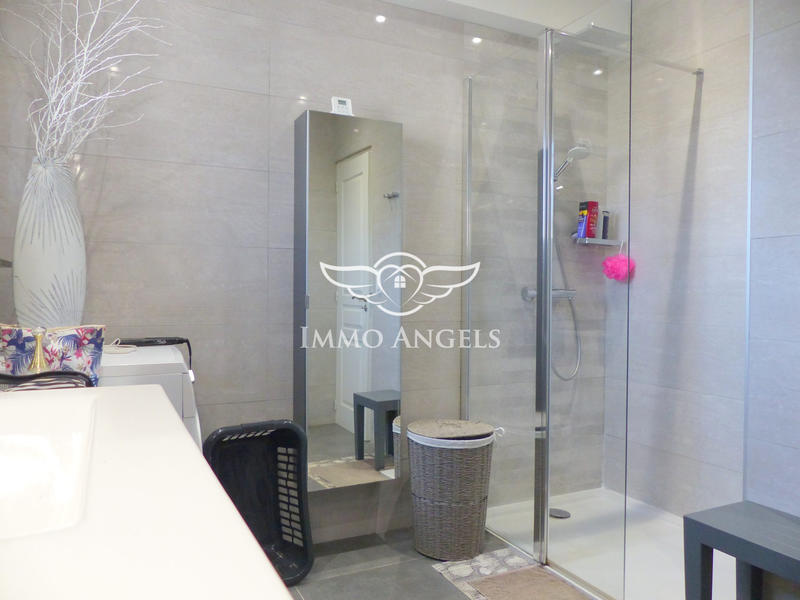 Maison - 98 m² - 4 pièces