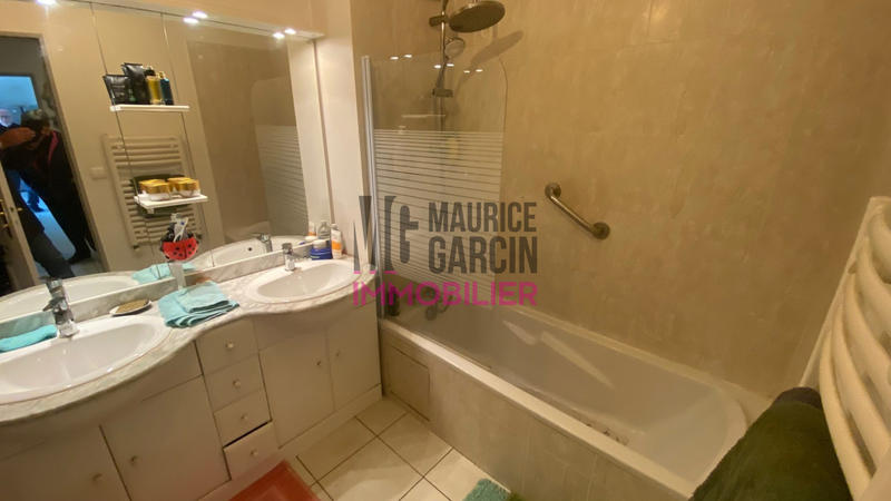 Appartement - 75 m² - 3 pièces