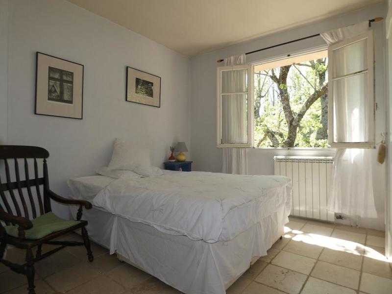 Villa - 305 m² - 9 pièces