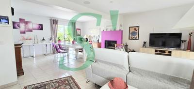 Maison - 163 m² - 7 pièces