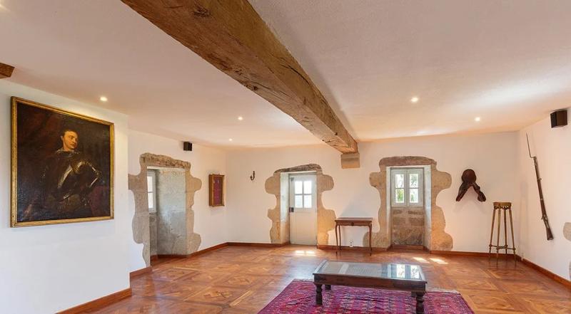 Manoir - 1 200 m² - 20 pièces