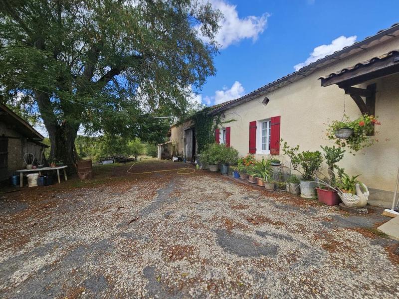 Maison - 195 m² - 7 pièces