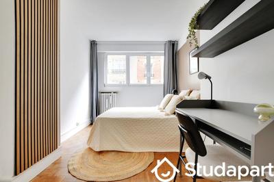 Chambre - 11 m² - 1 pièce