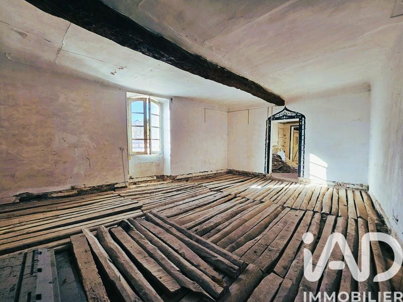 Maison de village - 117 m² - 6 pièces