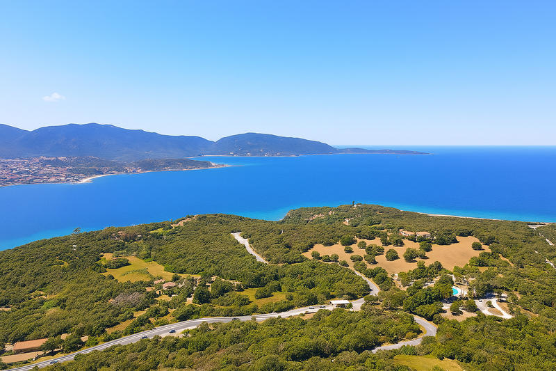 Villa - 211 m² - 8 pièces