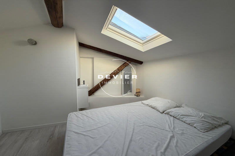 Appartement - 80 m² - 3 pièces