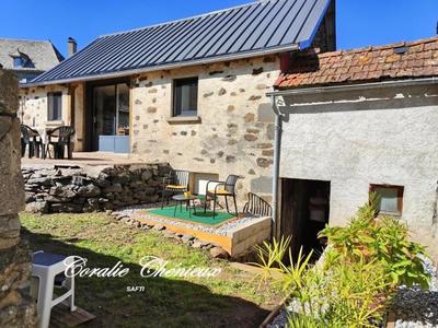 Maison - 145 m² - 7 pièces