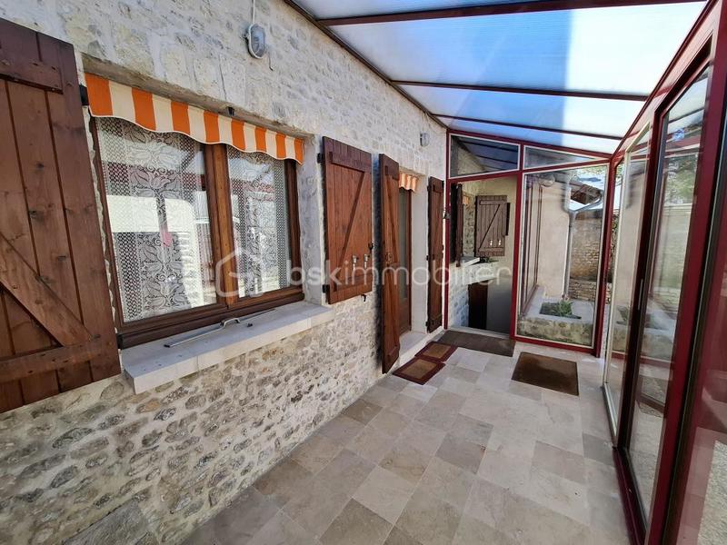 Maison en pierre - 91 m² - 4 pièces