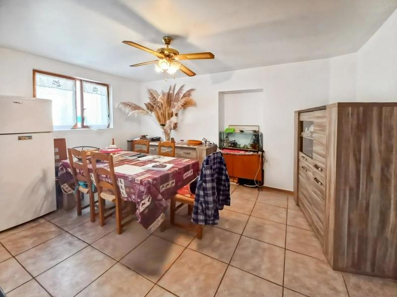 Maison - 104 m² - 4 pièces