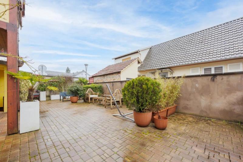 Maison - 93 m² - 4 pièces