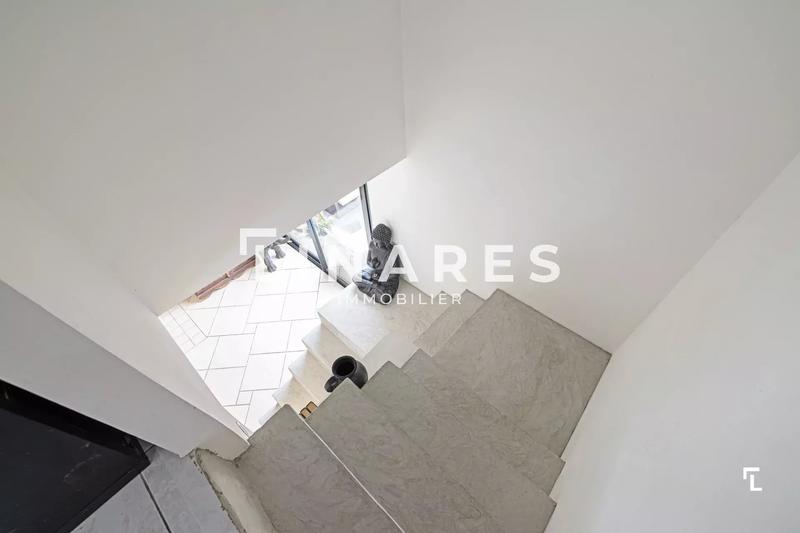 Maison - 110 m² - 4 pièces