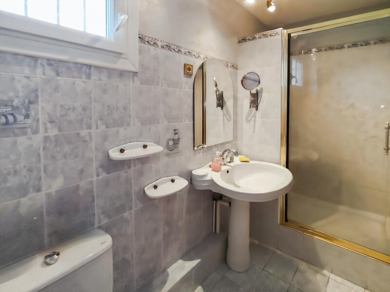 Maison - 108 m² - 5 pièces