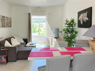 Immeuble - 163 m² - 6 pièces