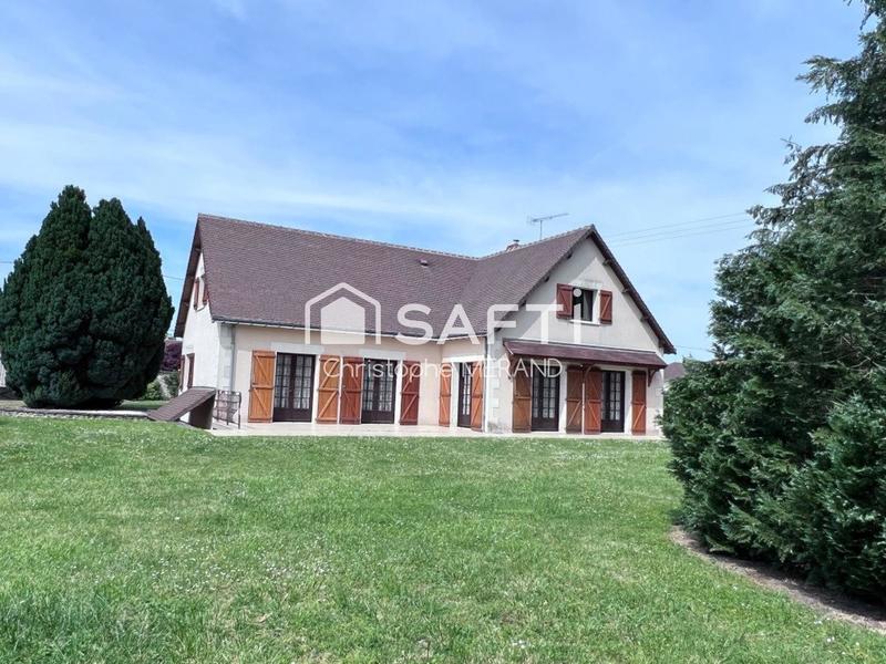 Maison - 193 m² - 15 pièces