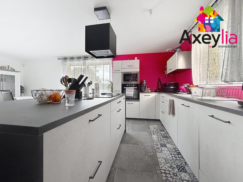 Maison - 112 m² - 6 pièces