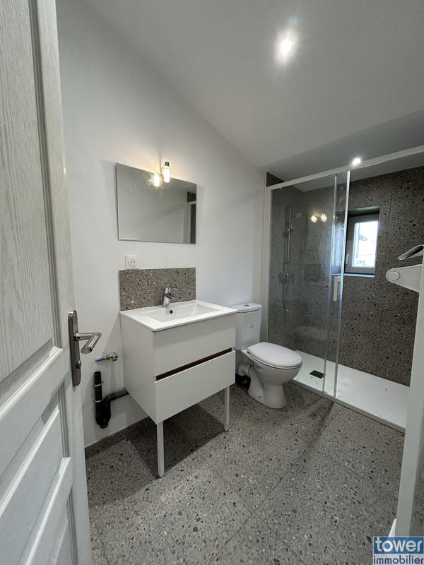 Maison - 206 m² - 6 pièces