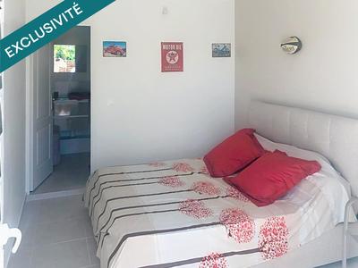 Maison - 94 m² - 5 pièces