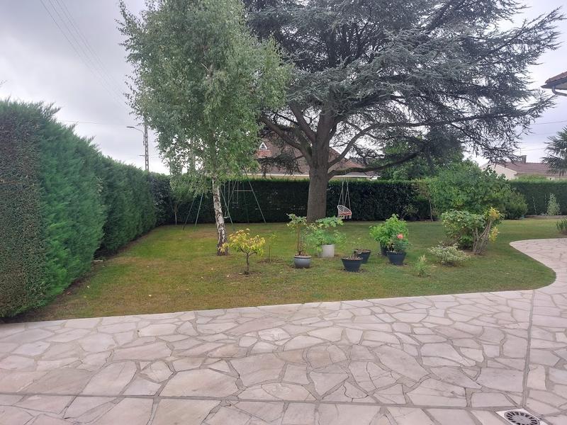 Maison - 143 m² - 6 pièces