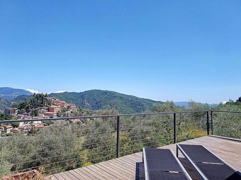 Villa - 222 m² - 6 pièces