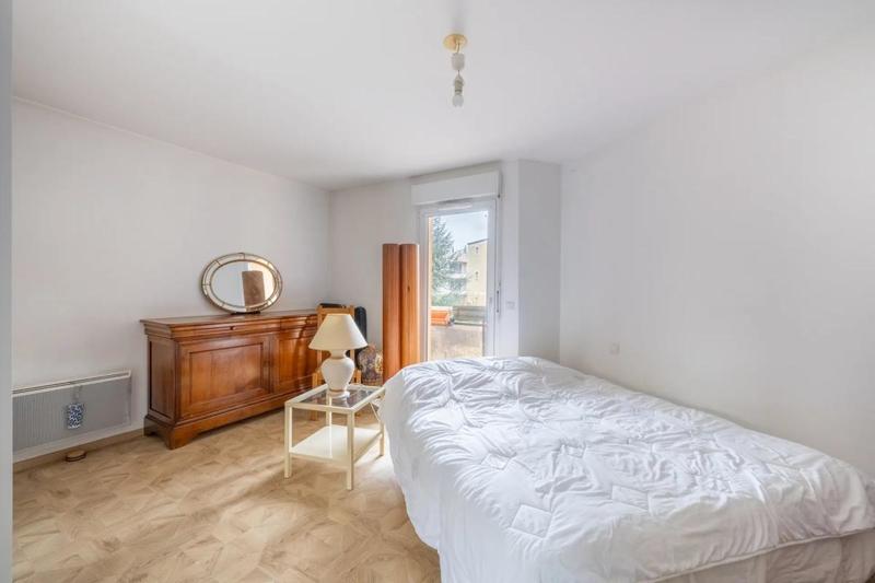 Appartement - 95 m² - 4 pièces