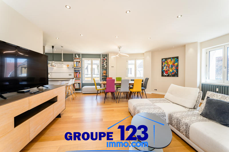 Appartement - 125 m² - 5 pièces