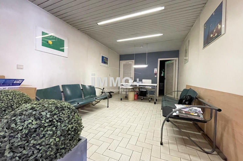 Local commercial - 80 m²