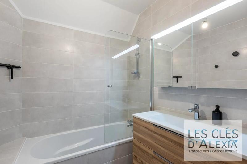 Appartement - 153 m² - 6 pièces