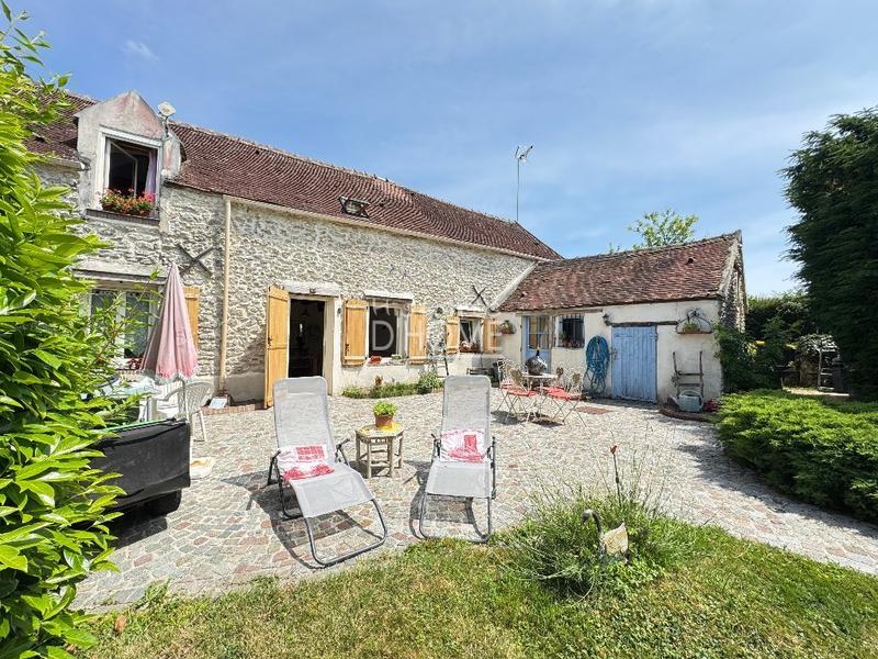 Maison - 111 m² - 4 pièces